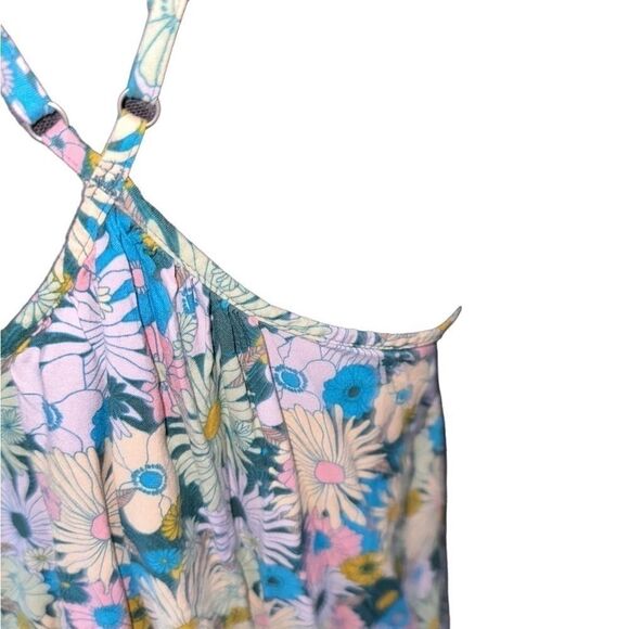 Nwt SO Halter Neck Swing Mini Dress
by SO SZ S - Picture 6 of 10
